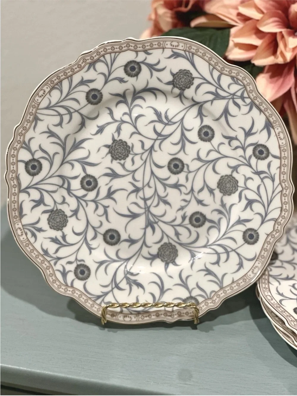 4 MORRIS & Co SIDE SALAD PLATE Floral Dish WHITE SWEET BRIAR Premium Porcelain